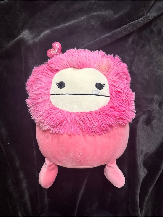 Squishmallows Other - Squishmallows Jazwares Pink Bigfoot‎ Plush Valentine Heart Bow Stuffed Animal